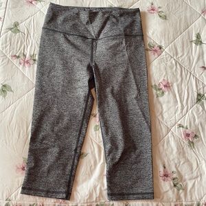 Victoria’s Secret sport Capri legging